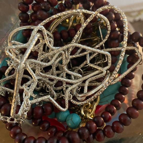 Jewelry Jar 🤍 jewelry jar from goodwilll - Picture 3 of 4